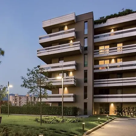 公寓 & Sea In Oasis Private Parking 的里雅斯特